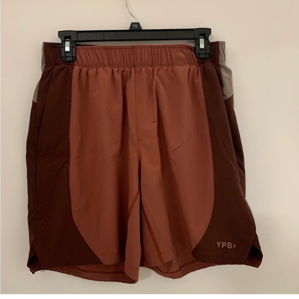 Abercrombie and Fitch YPB fitness shorts size medium